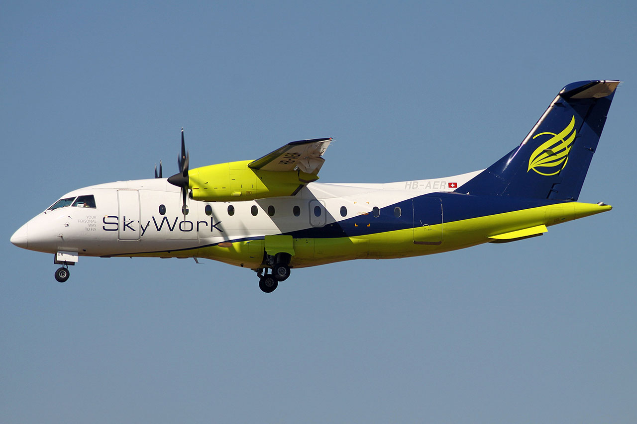 ./assets/img/aircraft/HB-SRK-D328-2.jpg