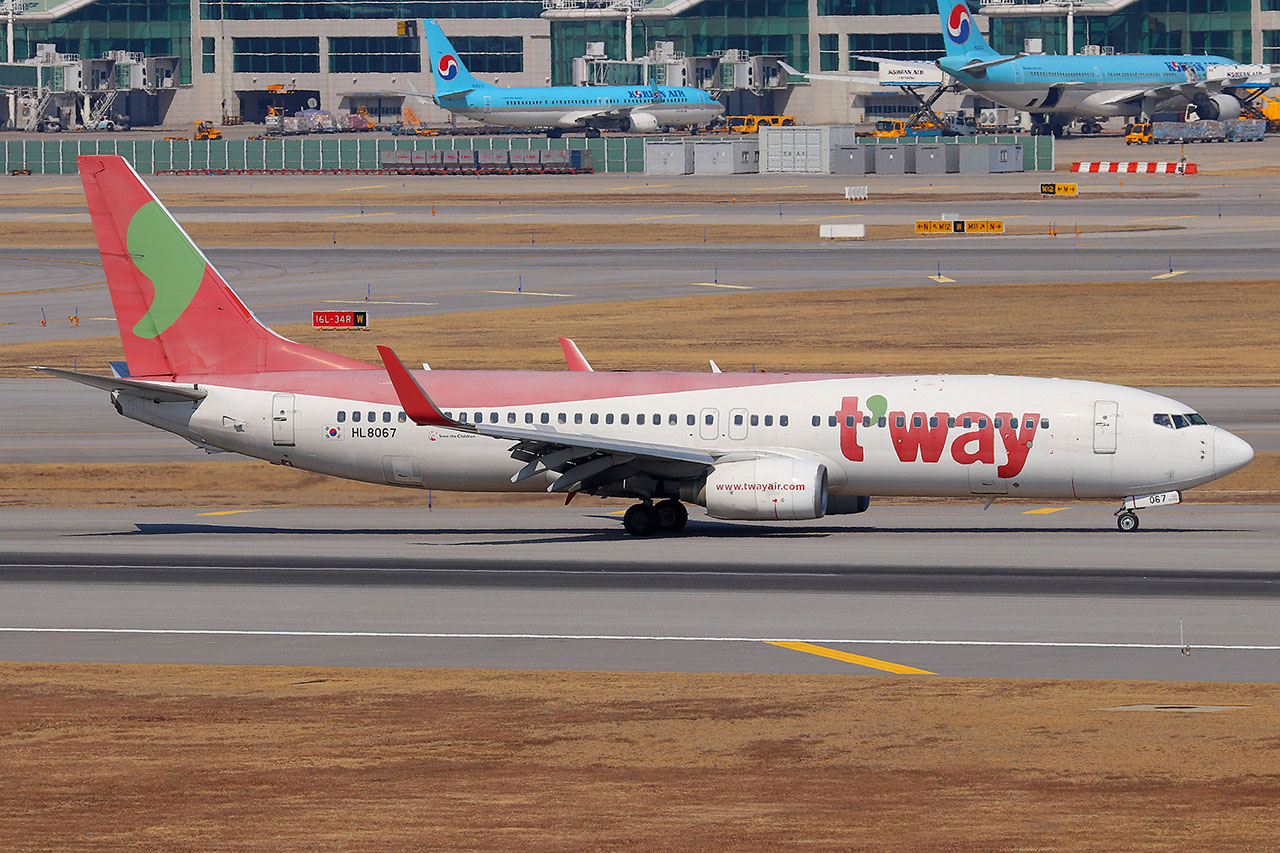 ./assets/img/aircraft/HL-TWB-B738-1.jpg