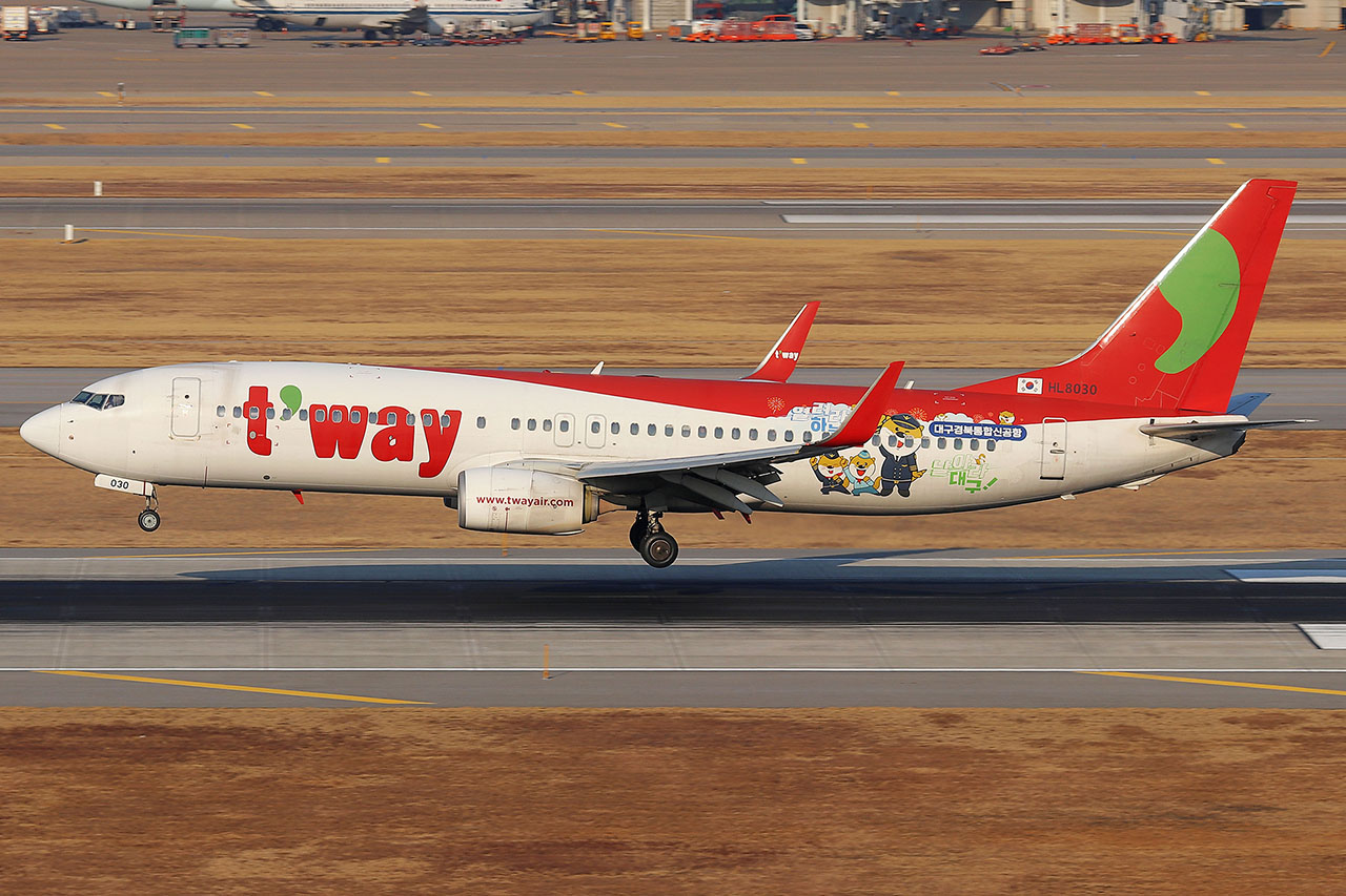 ./assets/img/aircraft/HL-TWB-B738-3.jpg
