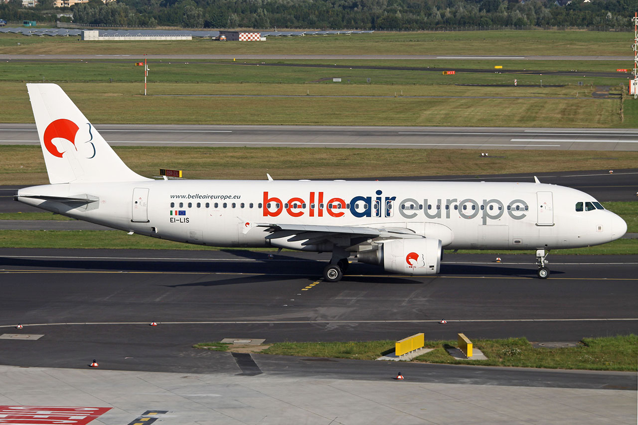 ./assets/img/aircraft/I-BAL-A320-1.jpg