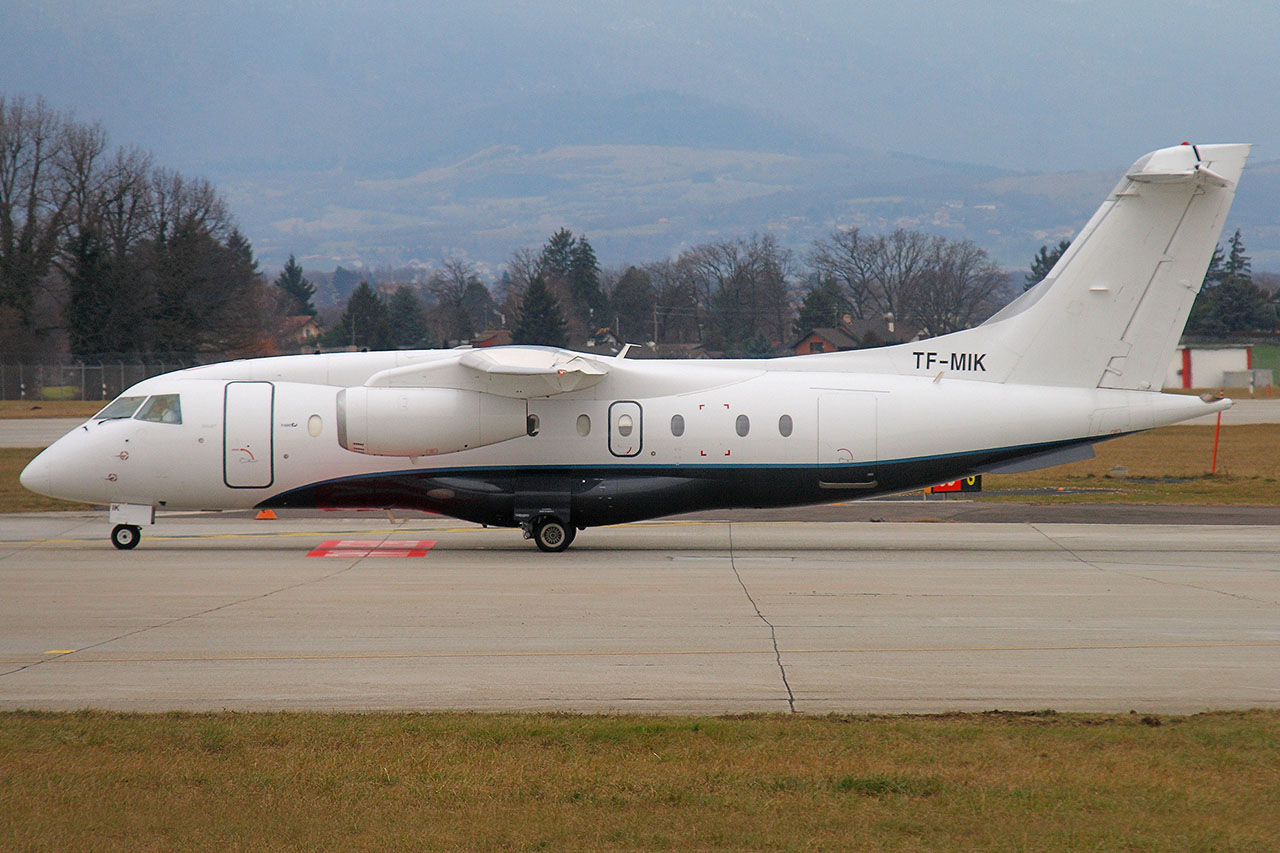 ./assets/img/aircraft/TF-451-D328-1.jpg
