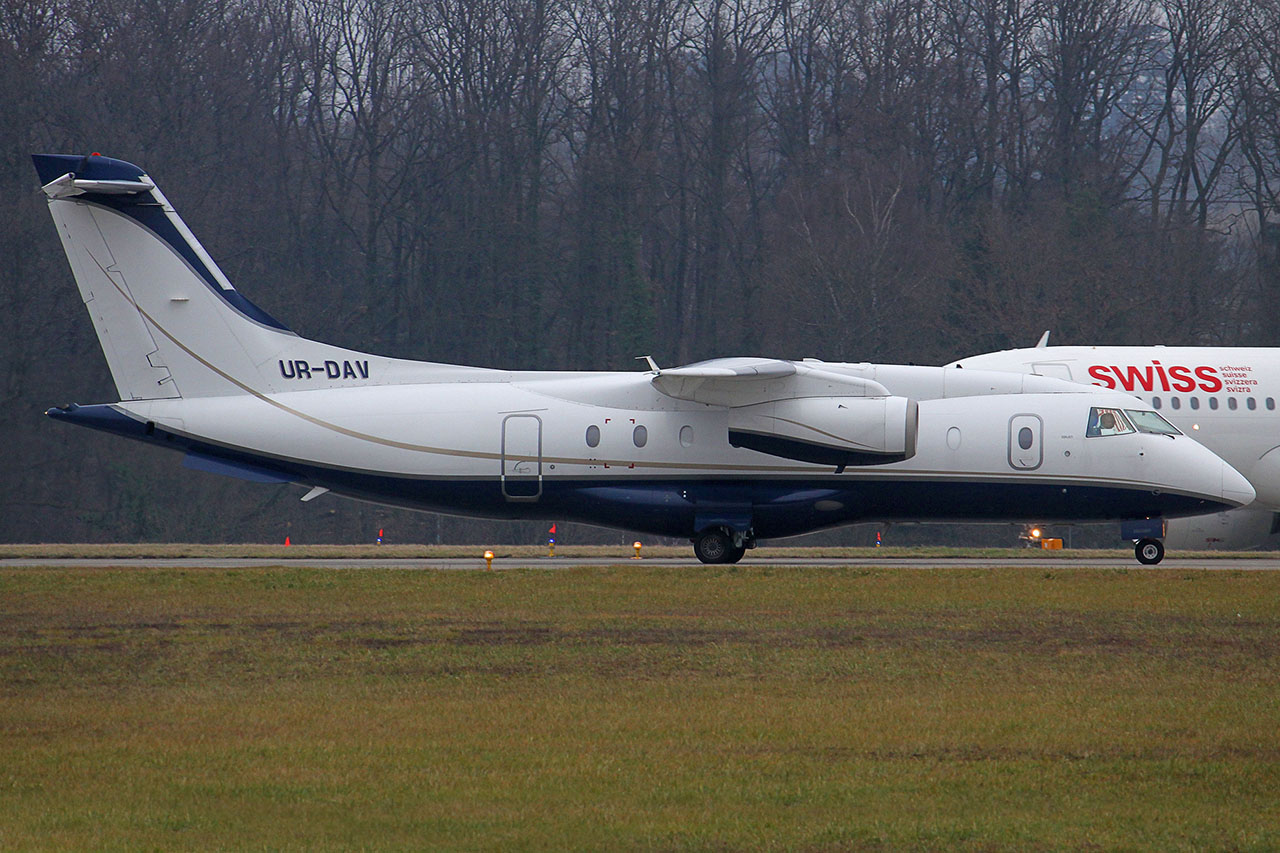 ./assets/img/aircraft/UR-451-D328-1.jpg