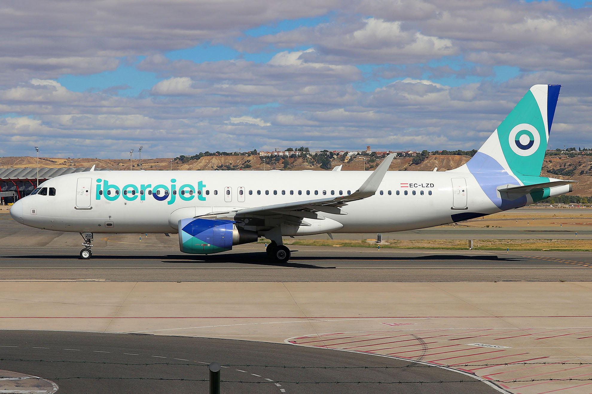 ./assets/img/aircraft/EC-EVE-A320-1.jpg