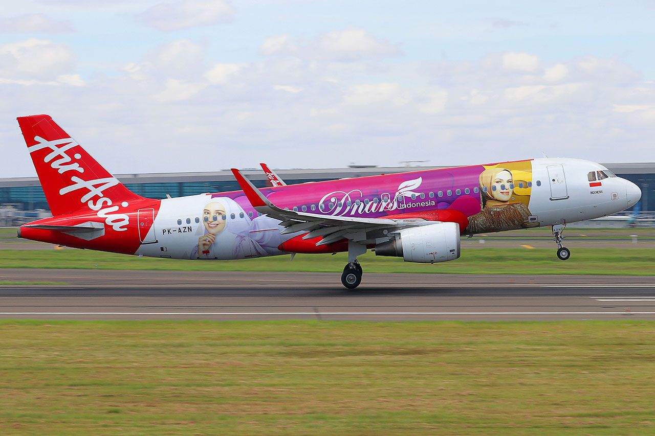 ./assets/img/aircraft/PK-AWQ-A320-4.jpg