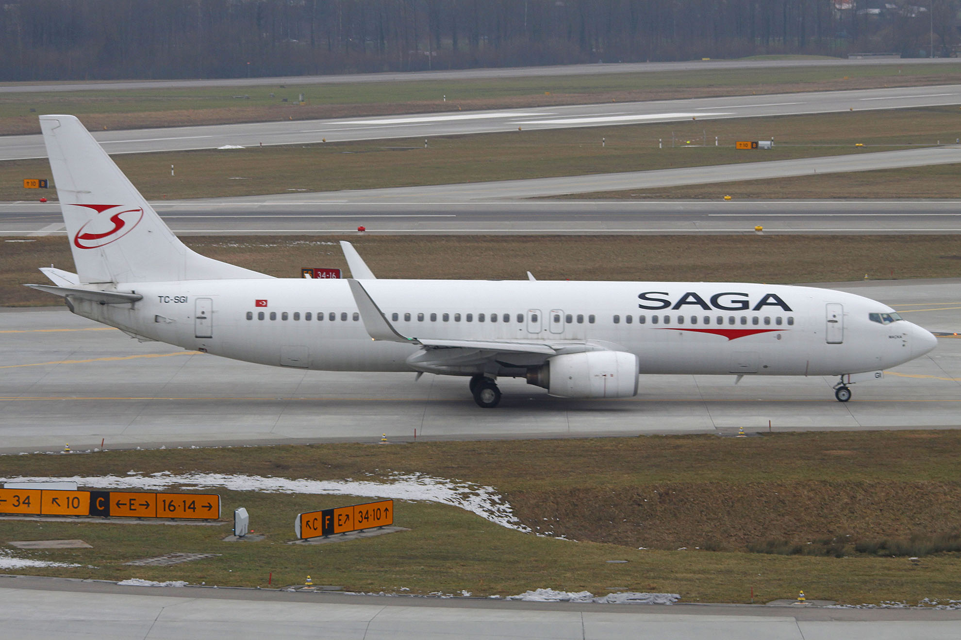./assets/img/aircraft/TC-SGX-B738-1.jpg
