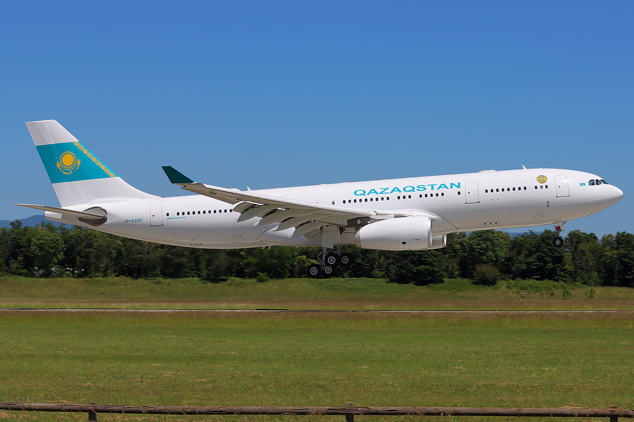./assets/img/aircraft/UP-450-A332-2.jpg