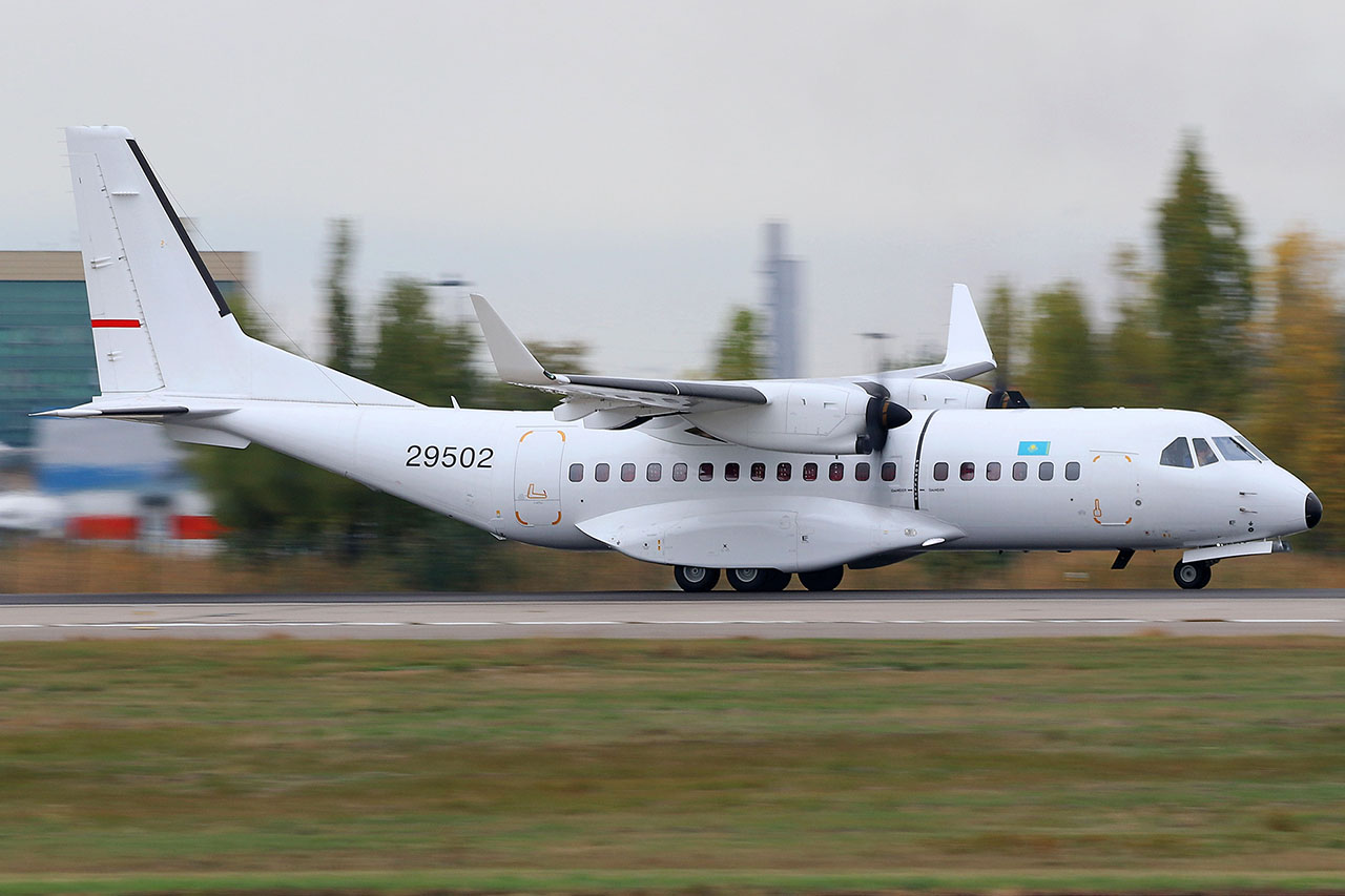 ./assets/img/aircraft/UP-450-C295-1.jpg